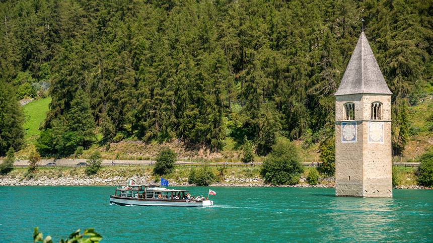 Campanile al Lago di Resia